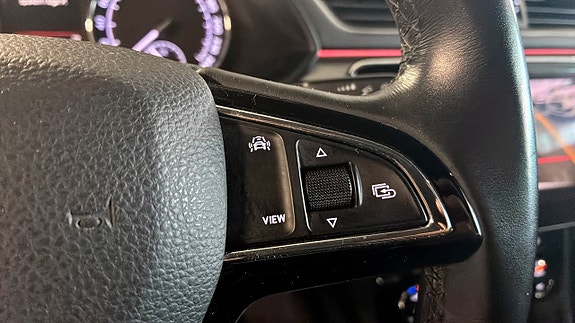 Skoda Superb 11 of 12