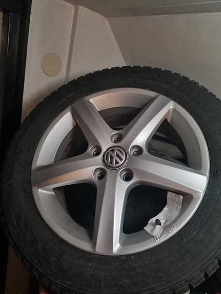 Volkswagen Golf VII 8 of 9