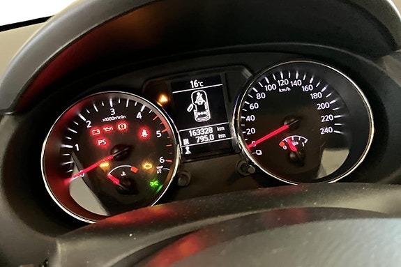 Nissan Qashqai 14 of 19