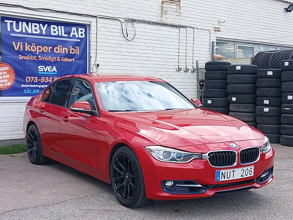 BMW 328i 2 of 24