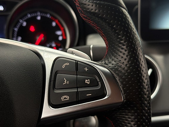 Mercedes-Benz GLA220 d 19 of 30
