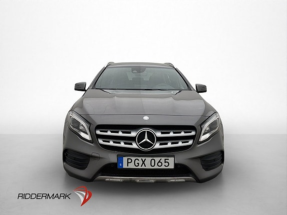 Mercedes-Benz GLA220 d 2 of 30