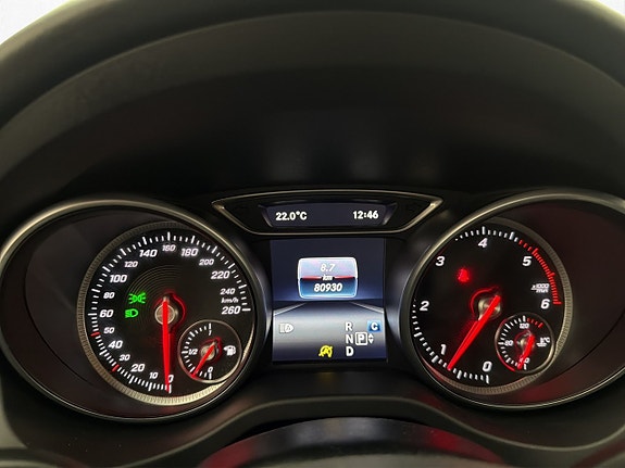 Mercedes-Benz GLA220 d 18 of 30