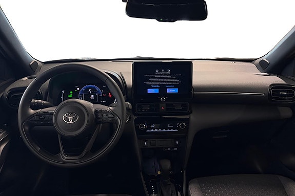 Toyota Yaris Cross 8 of 11