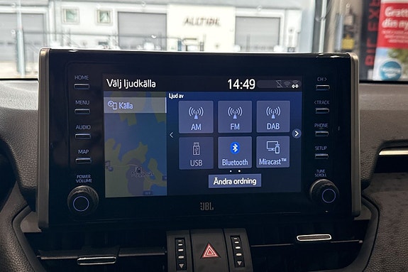 Toyota RAV4 19 of 25