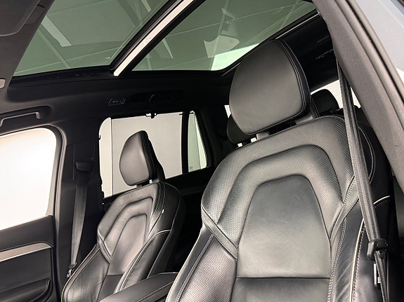 Volvo XC90 22 of 25