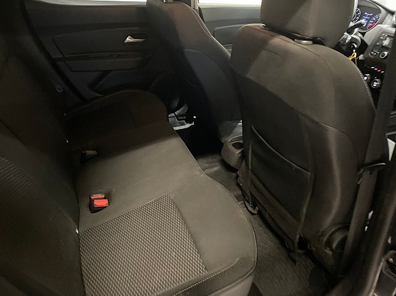 Dacia Duster 8 of 19