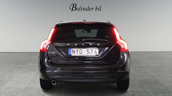 Volvo V60 5 of 16