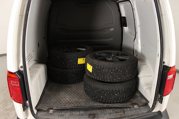 Volkswagen Caddy 19 of 19