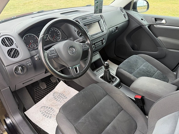 Volkswagen Tiguan 9 of 14