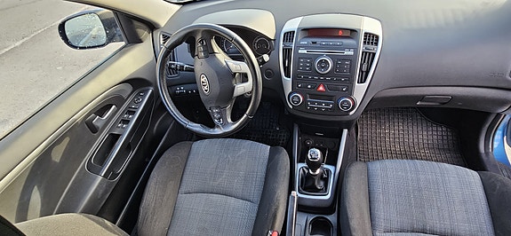 Kia Ceed 7 of 10