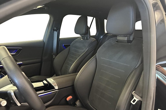 Mercedes-Benz GLC300 de 12 of 24