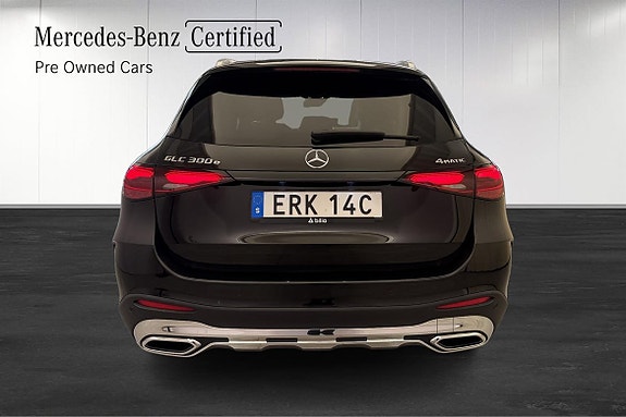 Mercedes-Benz GLC300 de 16 of 24