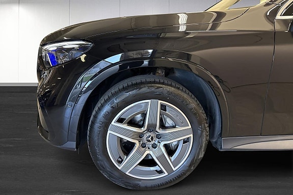 Mercedes-Benz GLC300 de 22 of 24