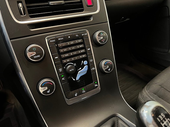 Volvo V60 19 of 21
