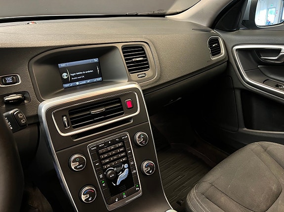 Volvo V60 18 of 21