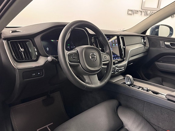 Volvo XC60 5 of 19