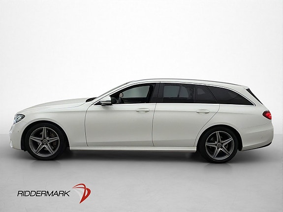 Mercedes-Benz E200 4 of 30