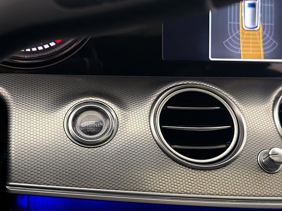 Mercedes-Benz E200 16 of 30