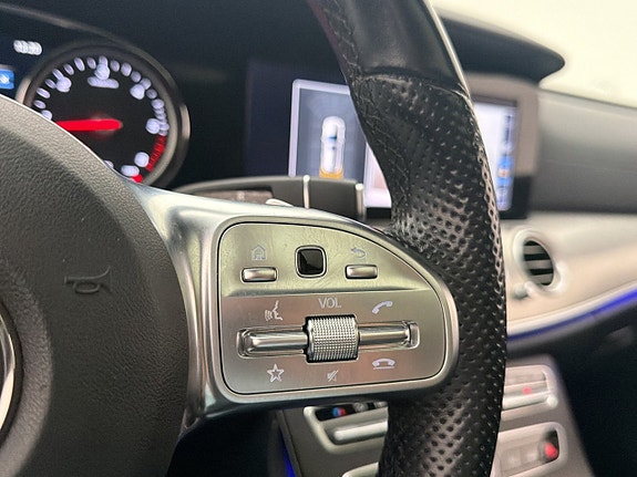 Mercedes-Benz E200 15 of 30