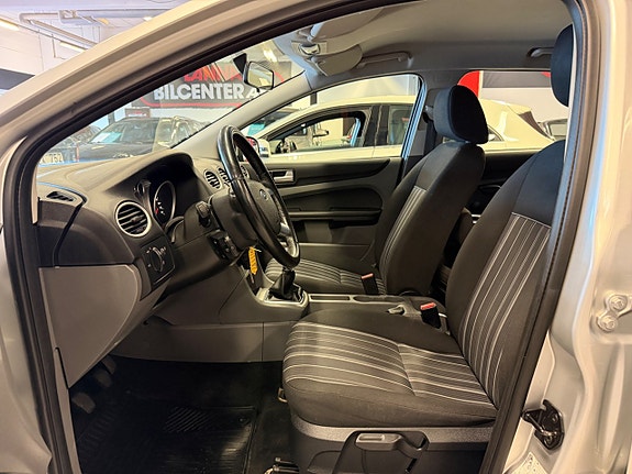 Ford Focus 10 of 20