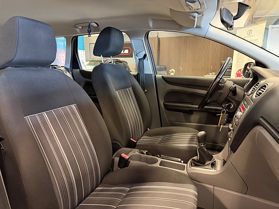 Ford Focus 18 of 20