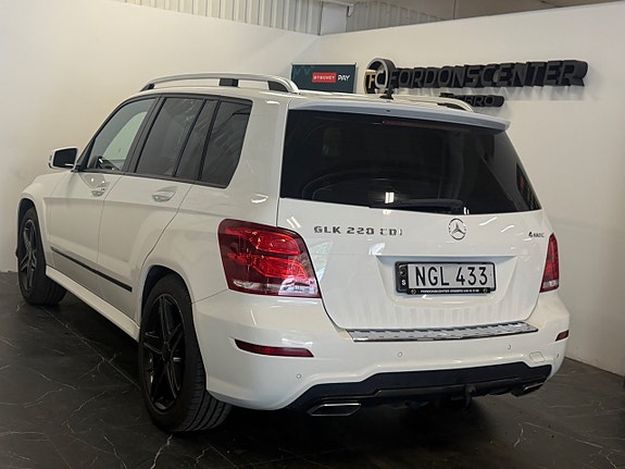 Mercedes-Benz GLK220 5 of 30