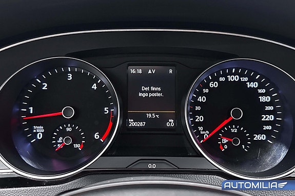 Volkswagen Passat Alltrack 7 of 19