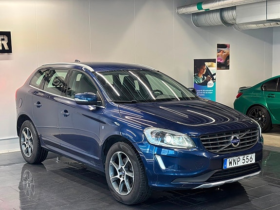Volvo XC60 4 of 25