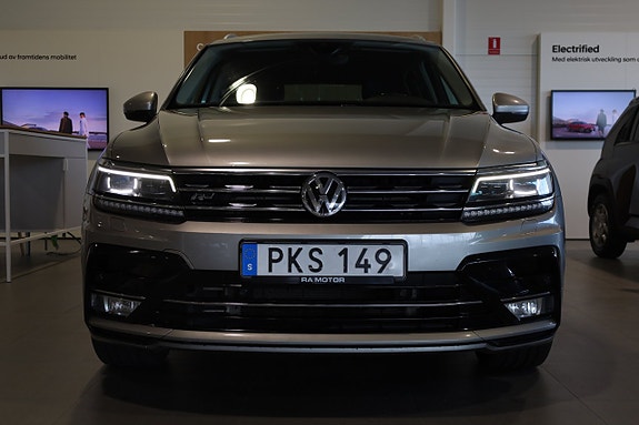 Volkswagen Tiguan 8 of 30