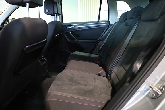 Volkswagen Tiguan 18 of 30