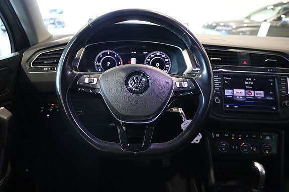 Volkswagen Tiguan 21 of 30