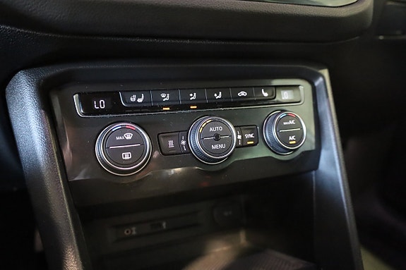 Volkswagen Tiguan 27 of 30