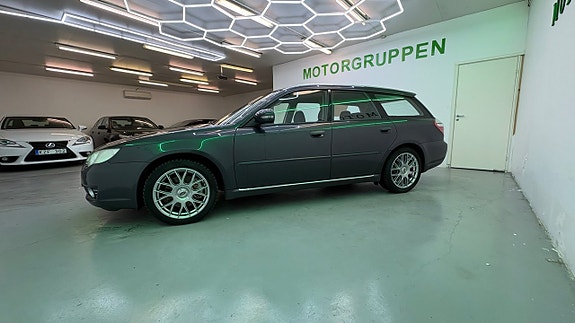 Subaru Legacy 9 of 30