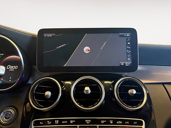 Mercedes-Benz C220 17 of 22
