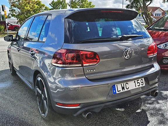 Volkswagen Golf I 7 of 15
