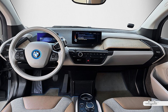 BMW i3 10 of 23