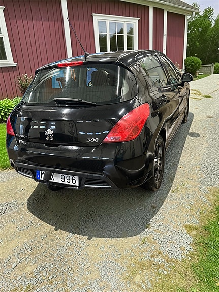 Peugeot 308 5 of 7