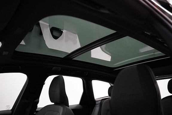 Volvo XC60 10 of 30