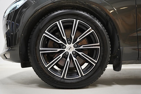 Volvo XC60 5 of 30