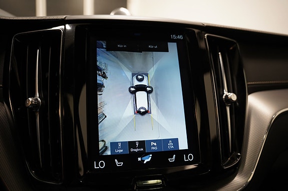 Volvo XC60 20 of 30
