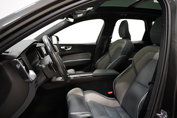 Volvo XC60 8 of 30