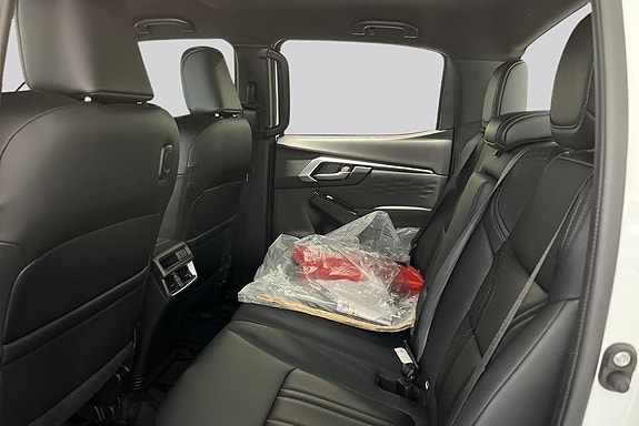 Isuzu D-max 9 of 14
