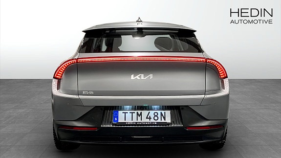Kia EV6 5 of 21