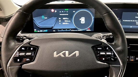 Kia EV6 10 of 21