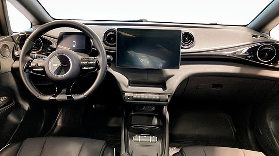 BYD Dolphin 4 of 16