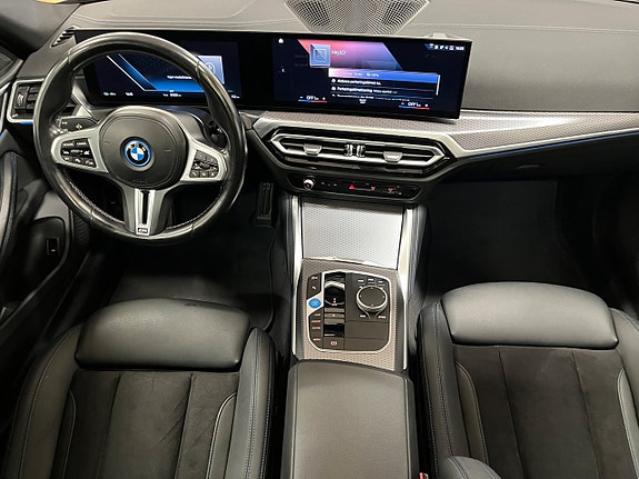 BMW i4 19 of 30