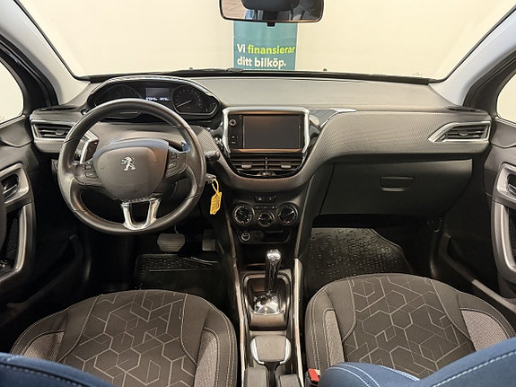 Peugeot 2008 15 of 17