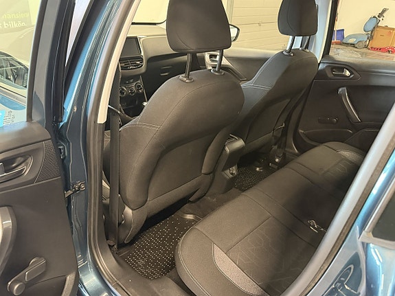 Peugeot 2008 17 of 17