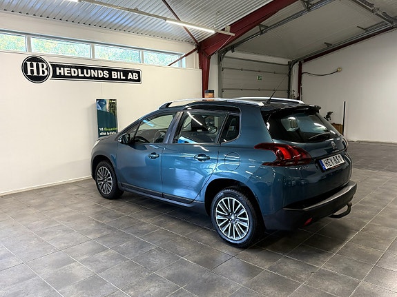 Peugeot 2008 10 of 17